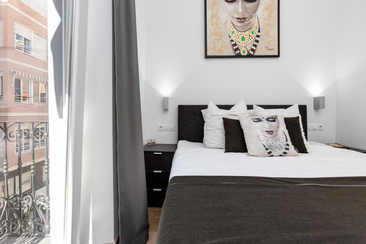Pinzon Studios & Penthouse Alicante Exteriér fotografie